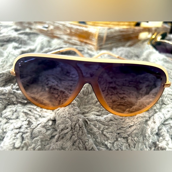 Jessica Simpson Accessories Jessica Simpson Sunglasses Poshmark